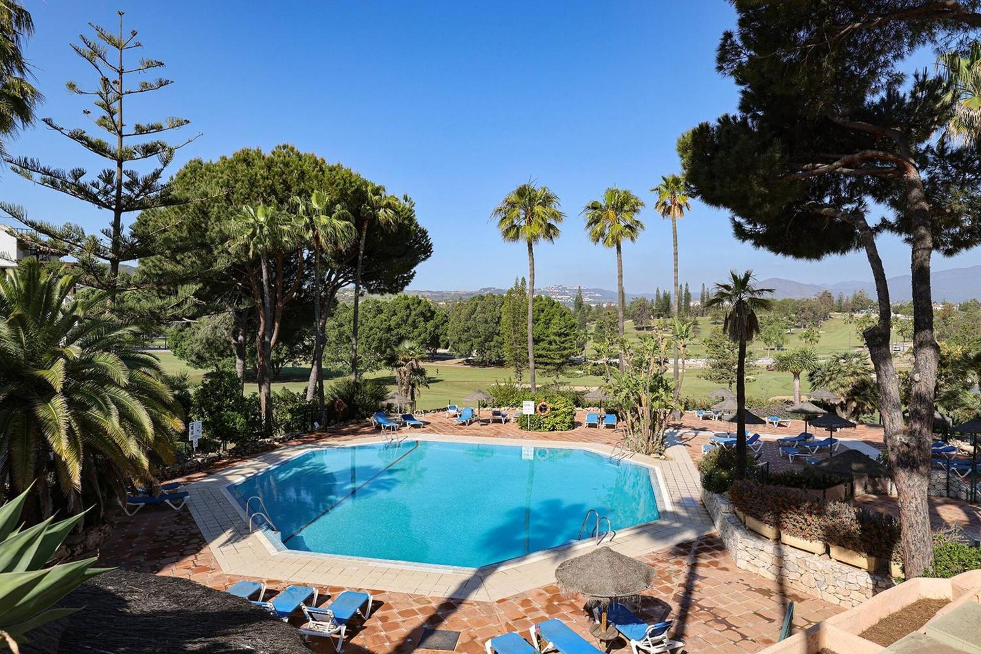 053 - Two Bed Mijas Golf Apartment In Popular Matchroom Golf Club ฟูเอนฮิโรลา ภายนอก รูปภาพ