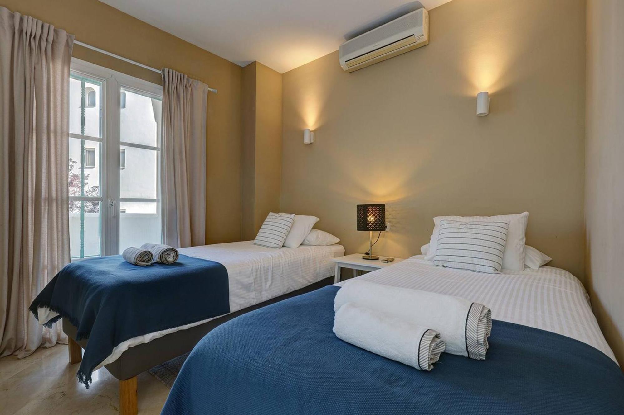 053 - Two Bed Mijas Golf Apartment In Popular Matchroom Golf Club ฟูเอนฮิโรลา ภายนอก รูปภาพ